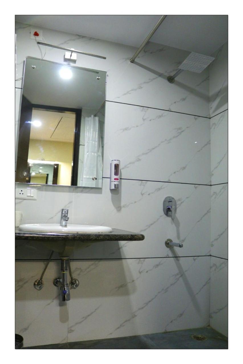Hotel Grand Surya Kodarma Ngoại thất bức ảnh