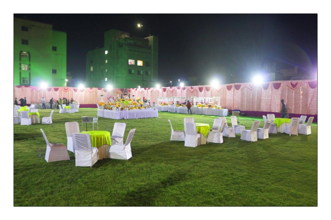 Hotel Grand Surya Kodarma Ngoại thất bức ảnh