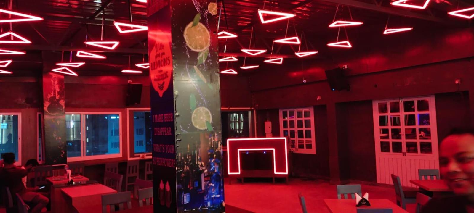 Hotel Grand Surya Kodarma Ngoại thất bức ảnh